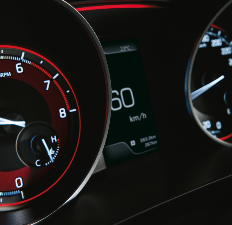 Swift Sport has a digital speedometer