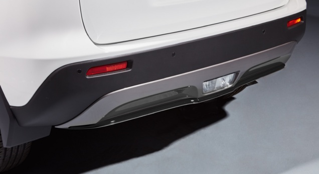 Rear Bumper Centre Accent Line - Matt Black