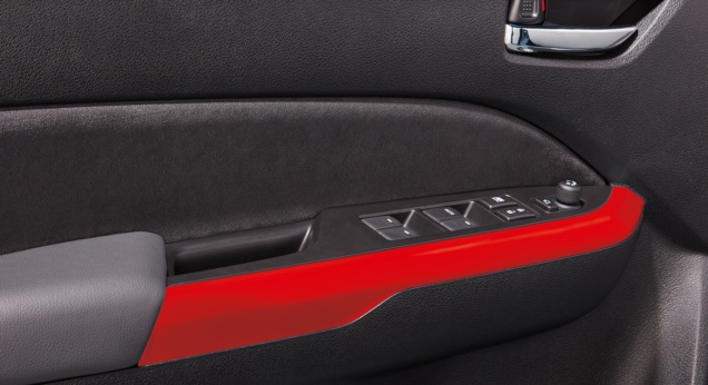 Vitara Door Trim Garnish - Bright Red