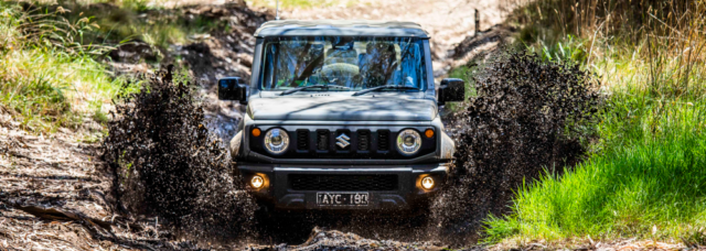 Battle Royale: Suzuki Jimny v Jeep Renegade Trailhawk 2015